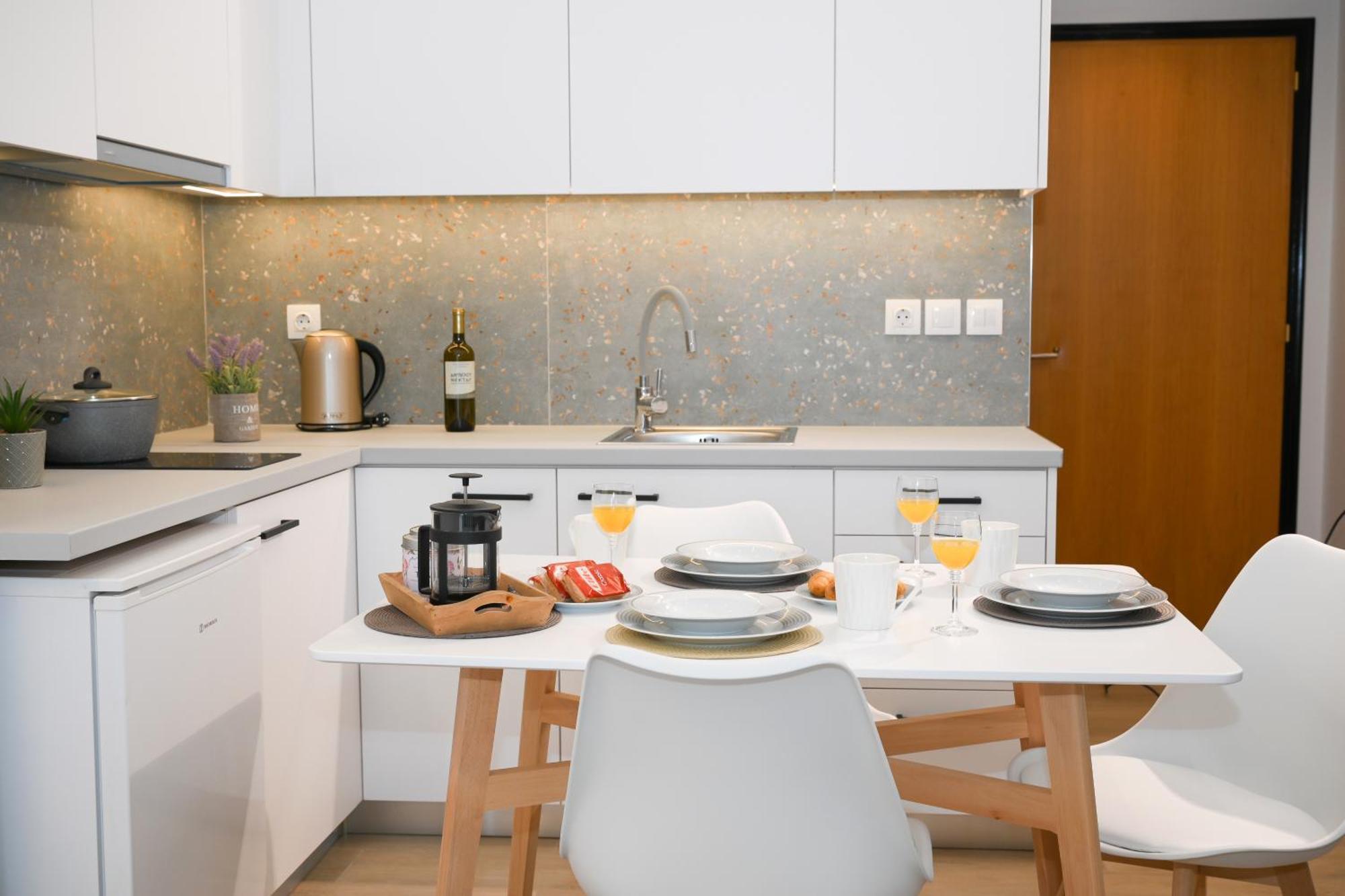 Economic In Crete Apartment