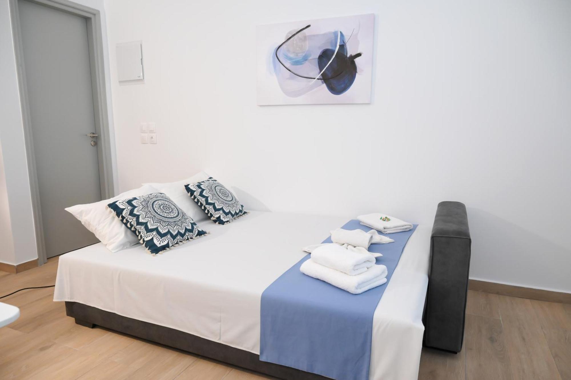 Economic In Crete Apartment *